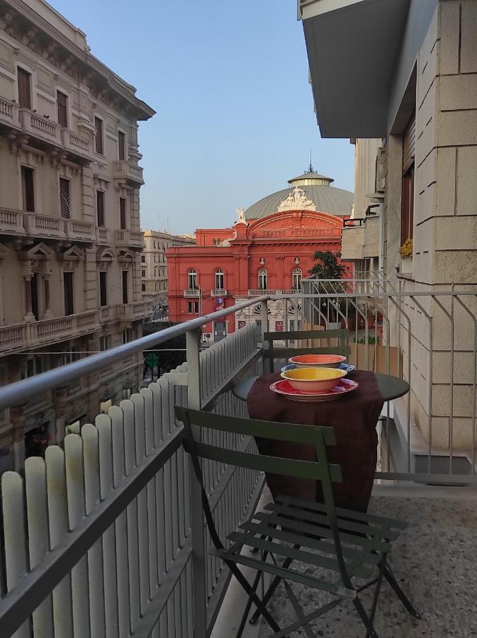 Centralissimo E Confortevole, Fronte Petruzzelli Bari Luaran gambar